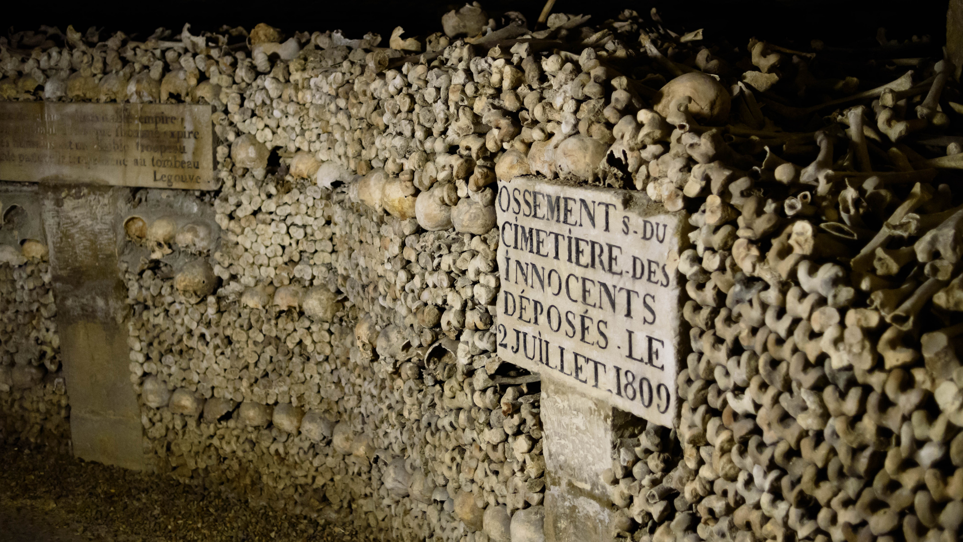 A plaque inside the catacombs