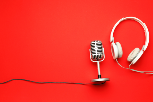 A mic and headphones
