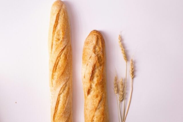 Picture of two baguettes