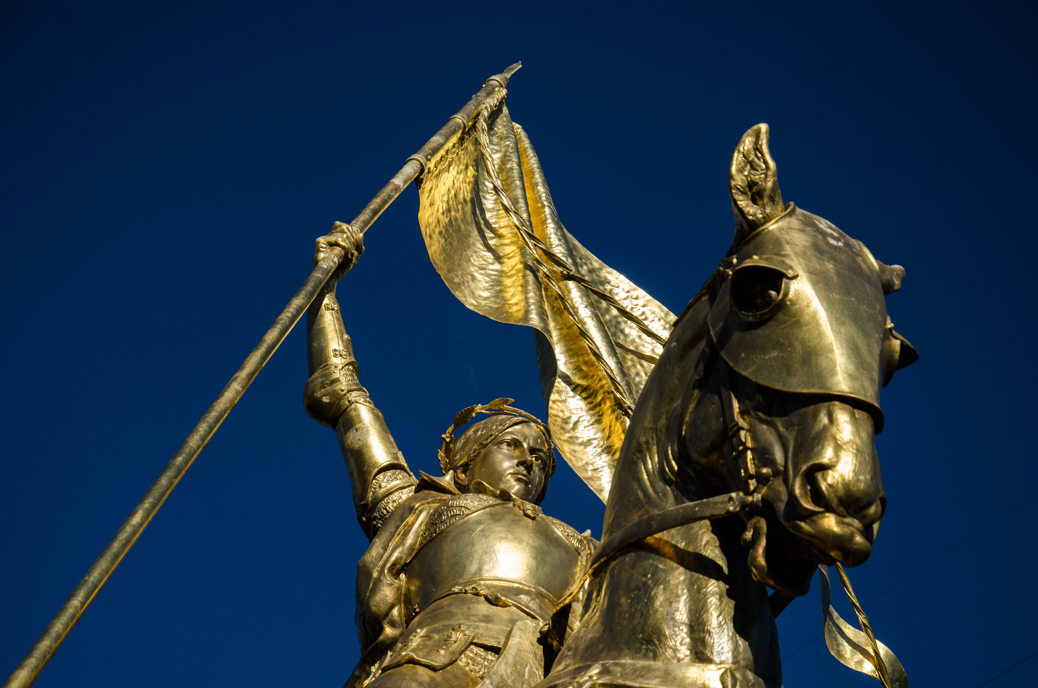 Dreamstime m 46744272